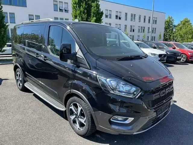 Gebraucht Ford Tourneo Active 170 PS (125 kW) 2023 Schwarz Kombi