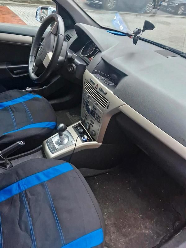 Gebraucht Opel Astra 105 PS (77 kW) 2007 Blau Kleinwagen