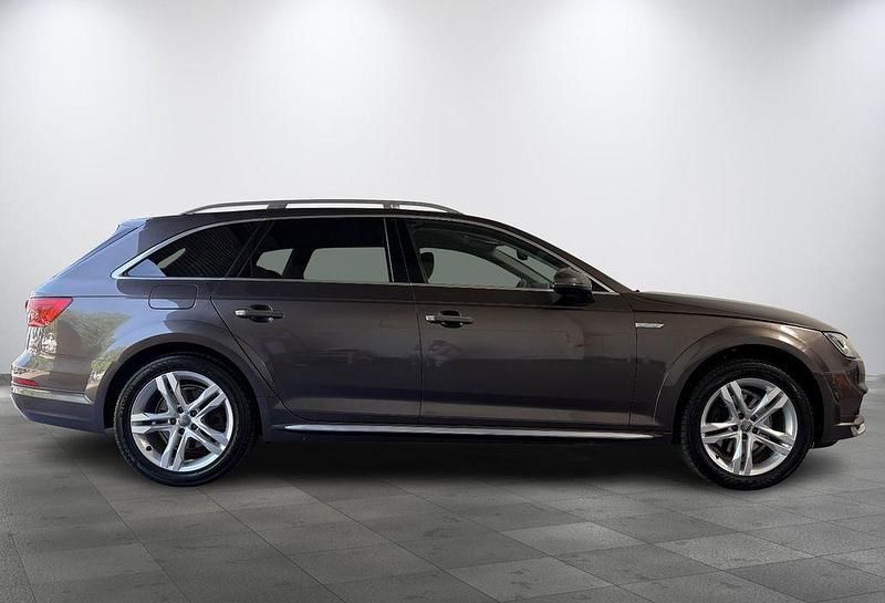 Gebraucht Audi A4 Allroad Ambiente 163 PS (119 kW) 2018 Argusbraun metallic Kombi