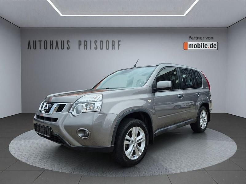 Grau Gebraucht 2013 Nissan X-Trail 360º SUV | 8.950 € (Fairer Preis) - Bild 1/4