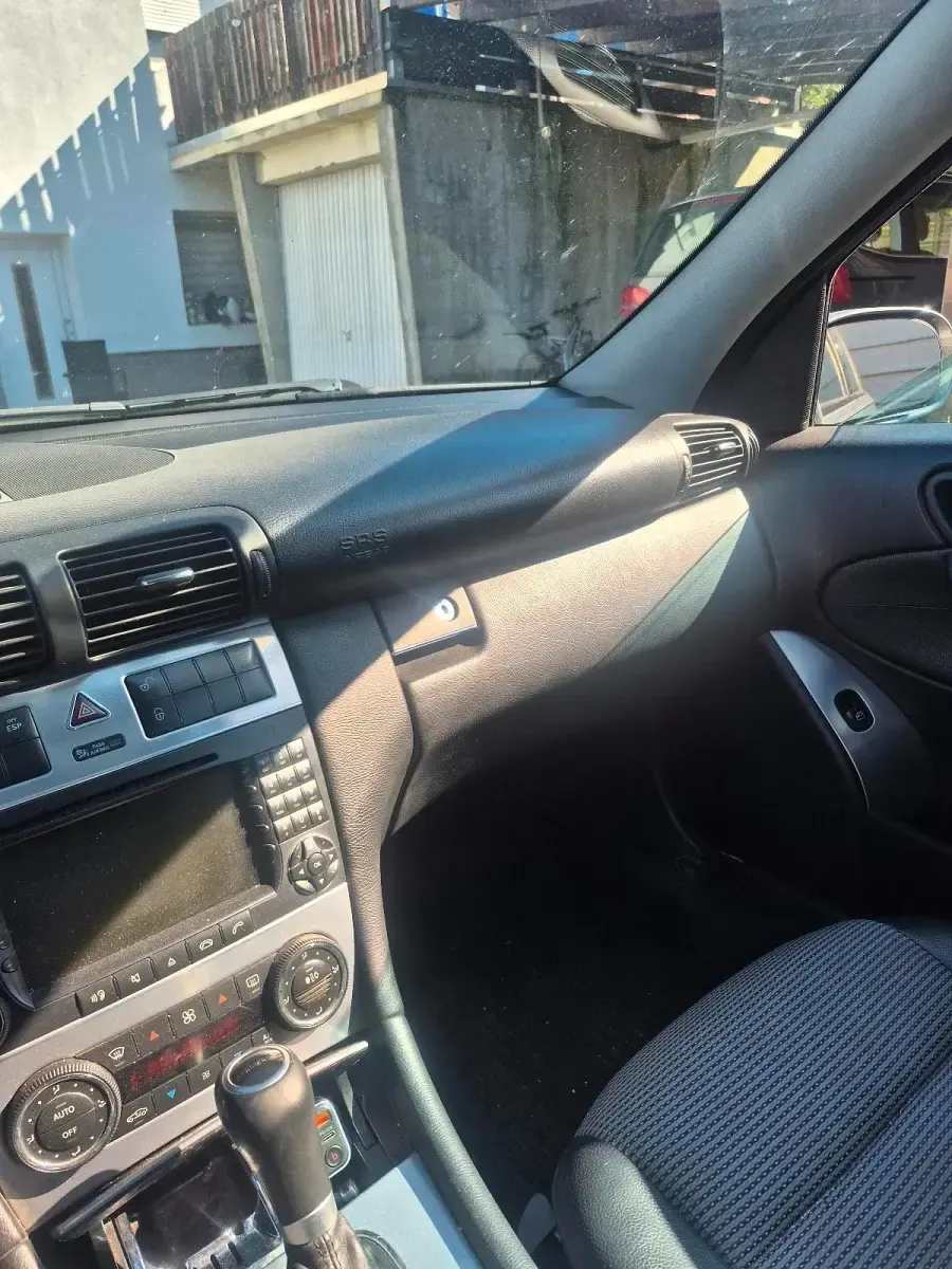 Gebraucht Mercedes C280 231 PS (169 kW) 2005 Grau Kombi