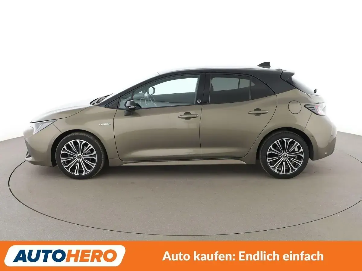 Gebraucht Toyota Corolla Team 122 PS (89 kW) 2020 Grau Limousine