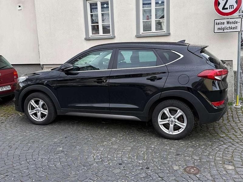 Gebraucht Hyundai Tucson 141 PS (103 kW) 2017 Schwarz SUV