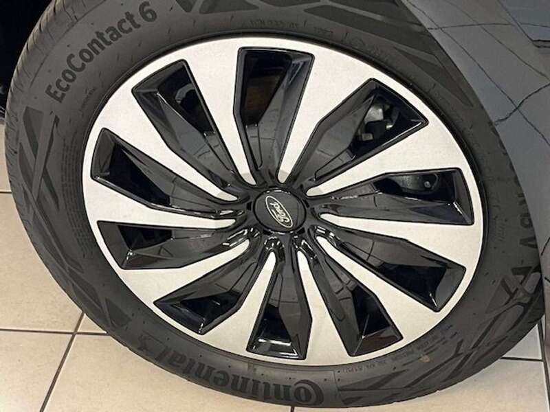 Gebraucht Ford Fiesta Titanium 125 PS (91 kW) 2024 Agate black Kleinwagen