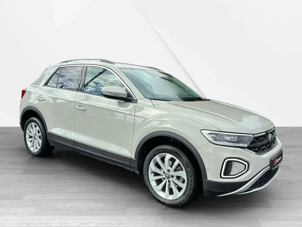 Gebraucht VW T-Roc Life 110 PS (80 kW) 2023 Grau SUV