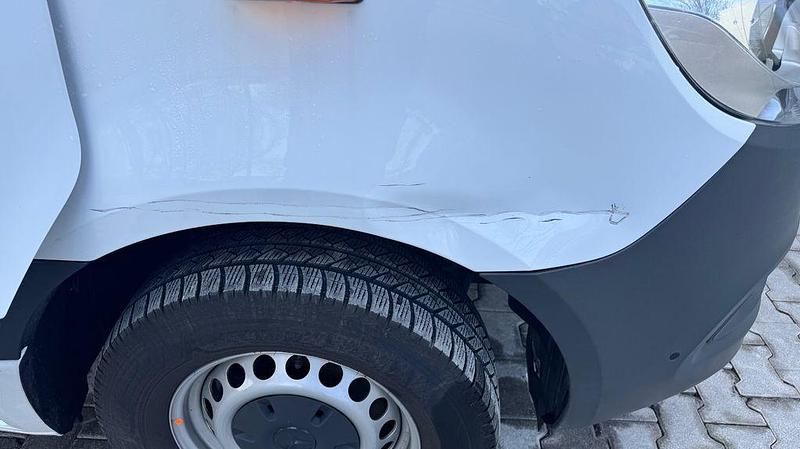 Gebraucht Mercedes Sprinter 150 PS (110 kW) 2023 Weiß Van