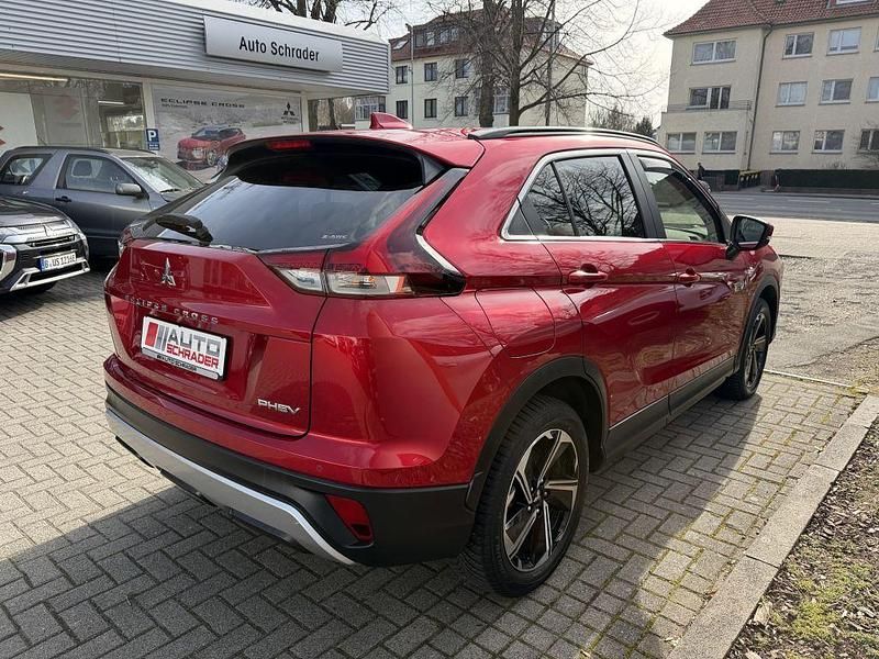 Gebraucht Mitsubishi Eclipse Cross Edition 188 PS (138 kW) 2021 Rot SUV