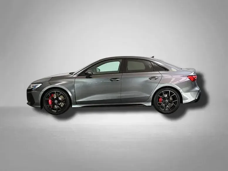 Gebraucht Audi RS3 Ambiente 400 PS (294 kW) 2026 Daytonagrau perleffekt Limousine