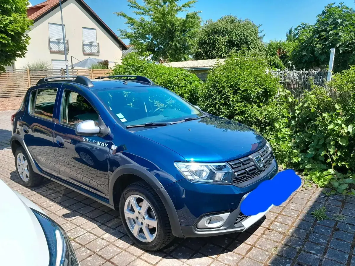 Gebraucht Dacia Sandero Stepway 66 PS (48 kW) 2016 Blau SUV