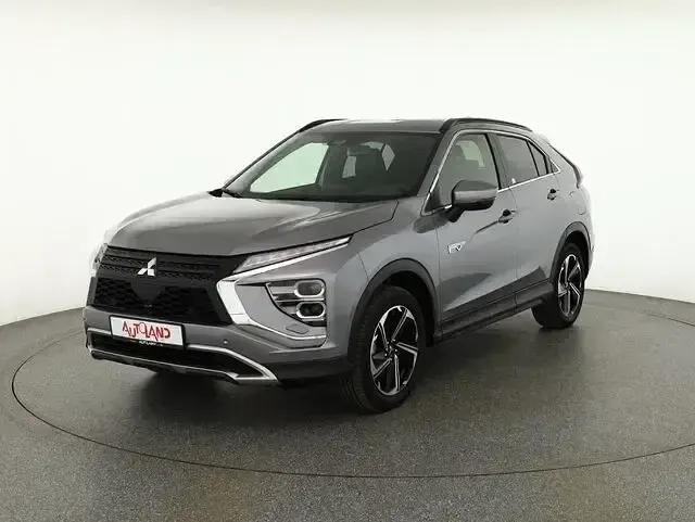 Second-hand Mitsubishi Eclipse Cross Plus 188 CP (138 kW) 2022 Argintiu SUV