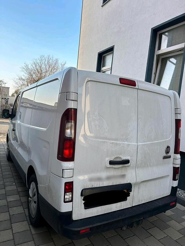 Gebraucht Fiat Talento 121 PS (88 kW) 2018 Weiß Van / Kleinbus