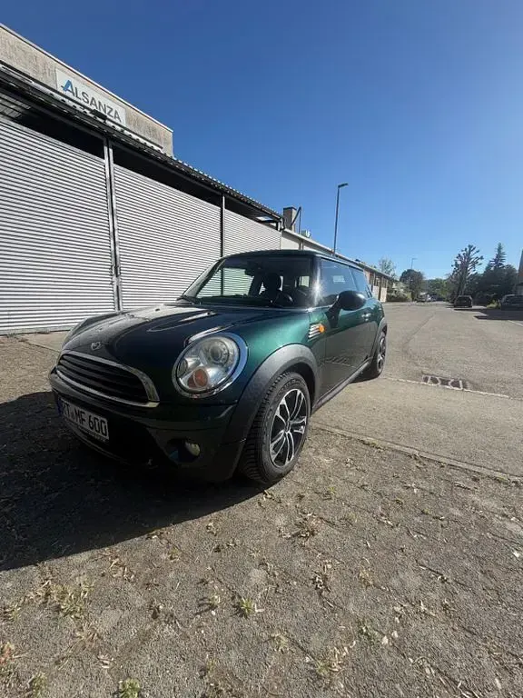 Usado Mini ONE 75 HP (55 kW) 2009 Verde Citadino