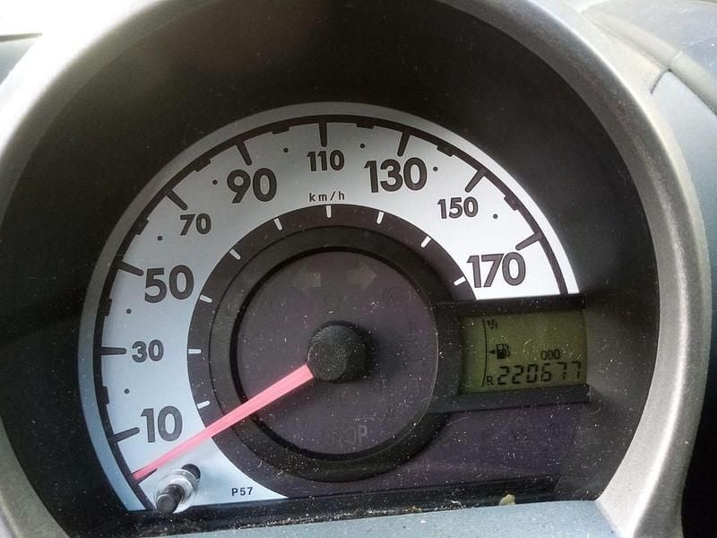 Gebraucht Toyota Aygo 68 PS (50 kW) 2006 Schwarz Kleinwagen