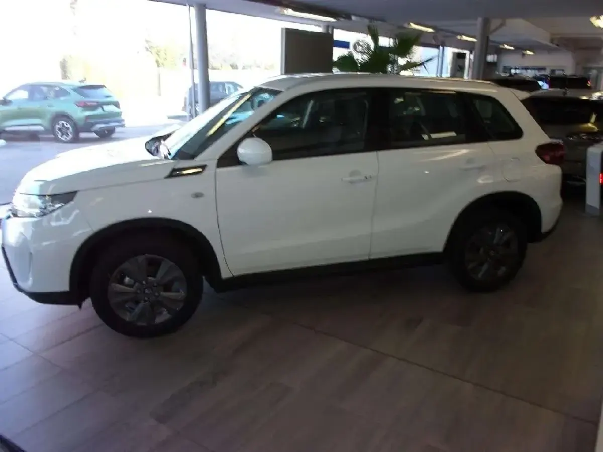 Neu Suzuki Vitara Club 129 PS (94 kW) 2026 Other SUV
