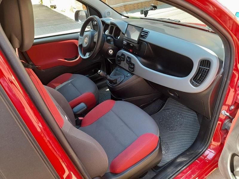 Gebraucht Fiat Panda Lounge 69 PS (50 kW) 2014 Rot Kleinwagen