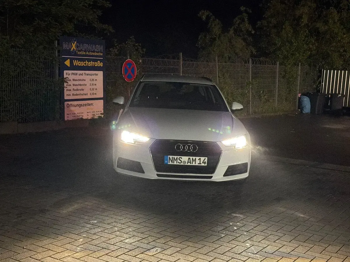 Gebraucht Audi A4 150 PS (110 kW) 2020 Weiß Kombi