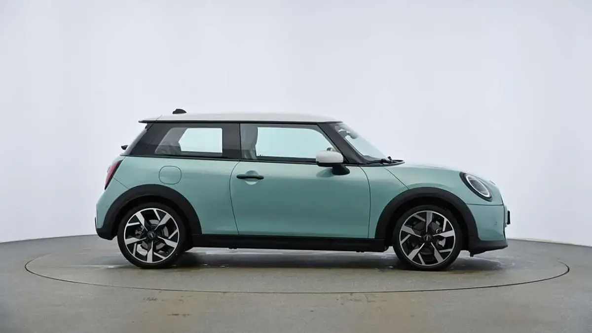 Occasion Mini Cooper Classic 156 ch (114 kW) 2024 Vert Citadine