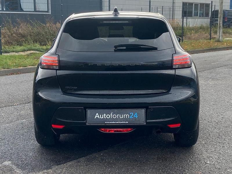 Gebraucht Peugeot 208 Allure 101 PS (74 kW) 2024 Schwarz Kleinwagen