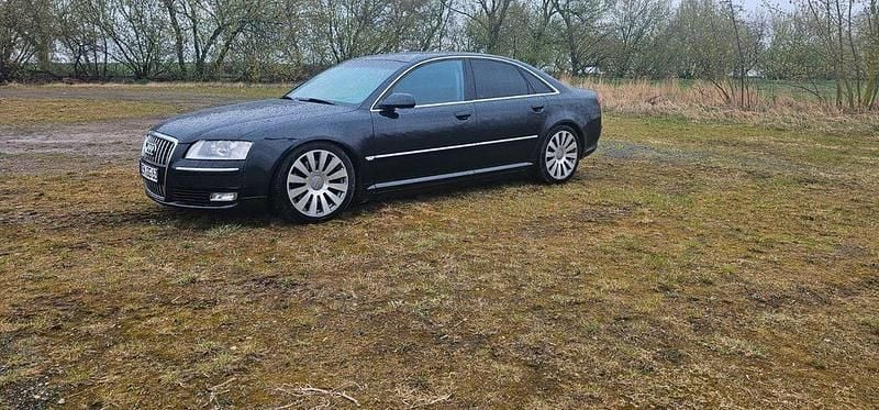 Second-hand Audi A8 Ambiente 232 CP (170 kW) 2007 Negru Berlinǎ