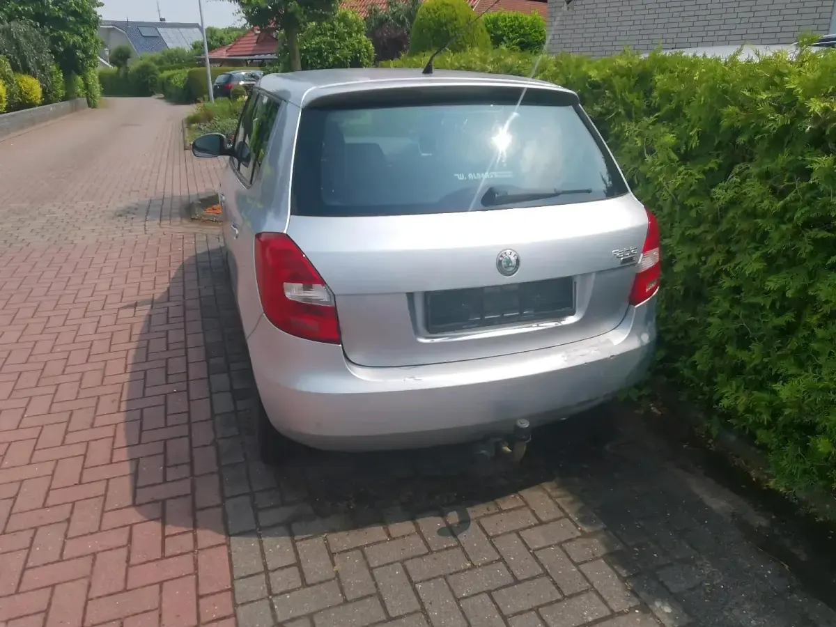 Gebraucht Skoda Fabia 80 PS (58 kW) 2009 Silber Kleinwagen