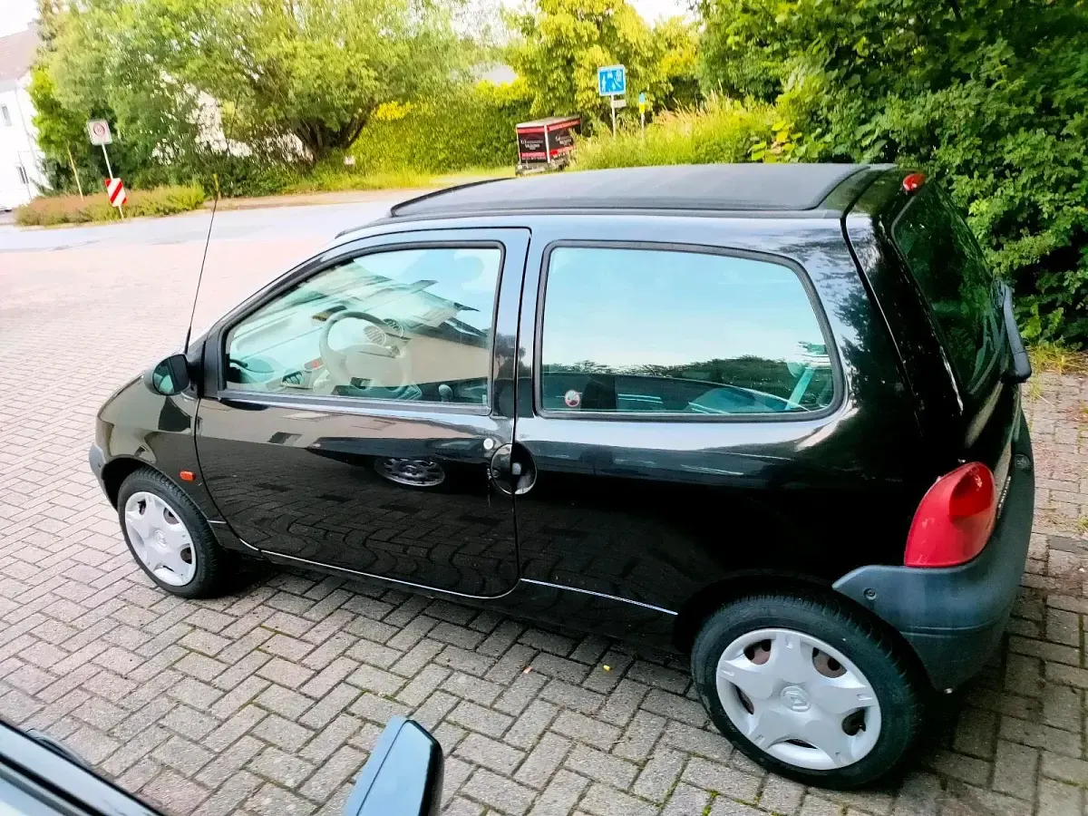 Gebraucht Renault Twingo 58 PS (42 kW) 2002 Schwarz Kleinwagen