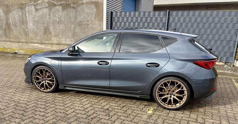 Gebraucht Seat Leon FR 204 PS (150 kW) 2020 Grau Kleinwagen