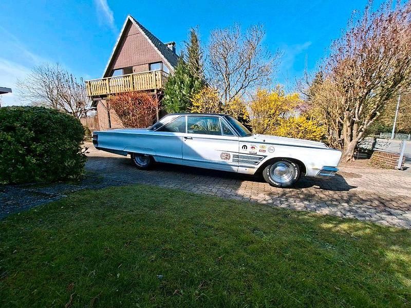 Używany Chrysler 300 325 KM (239 kW) 1966 Biały Coupe