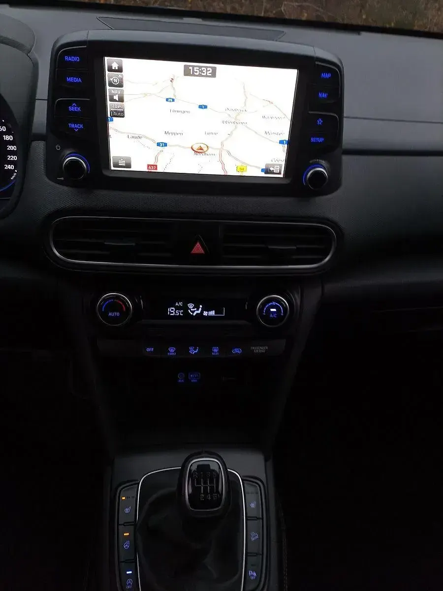 Gebraucht Hyundai Kona 116 PS (85 kW) 2019 Grau SUV