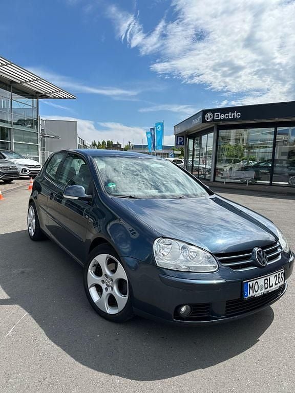 Blau Gebraucht 2005 VW Golf IV Limousine | 2.950 € (Fairer Preis) - Bild 1/4