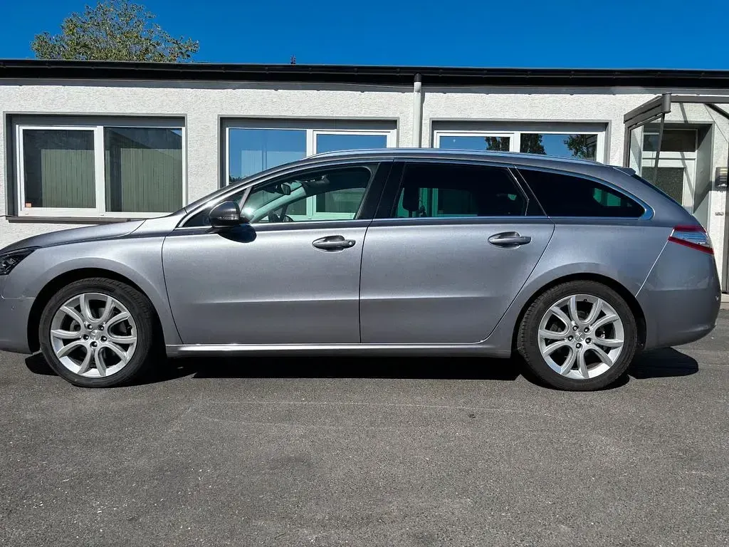 Gebraucht Peugeot 508 SW Allure 150 PS (110 kW) 2015 Grau Kombi