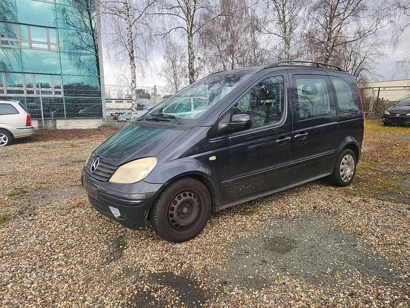 Schwarz Gebraucht 2004 Mercedes Vaneo Van / Kleinbus | 680 € (Superpreis) - Bild 1/4