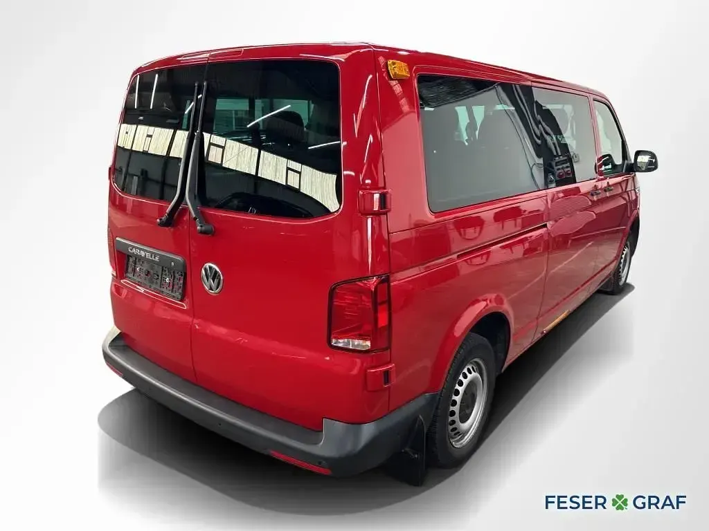 Gebraucht VW Caravelle 150 PS (110 kW) 2023 Kirschrot Van
