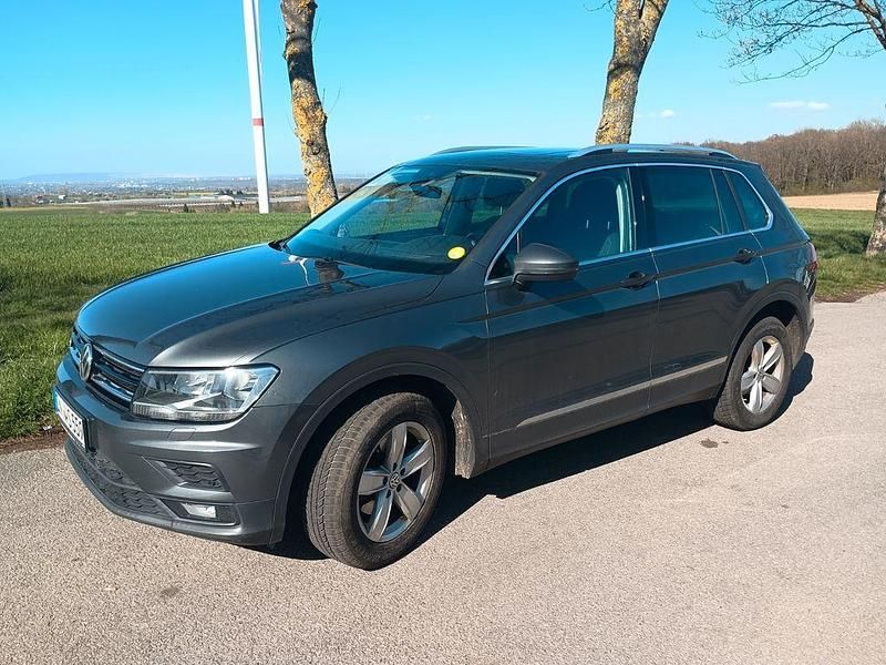 Gebraucht VW Tiguan Join 150 PS (110 kW) 2019 Grau SUV