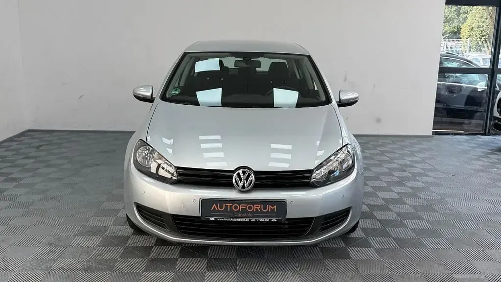 Gebraucht VW Golf VII Trendline 105 PS (77 kW) 2012 Silber Limousine