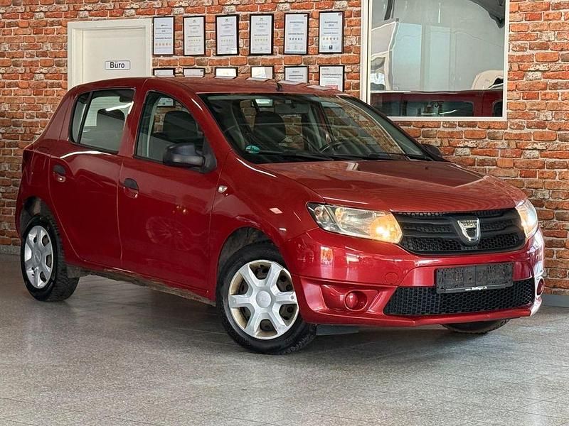Gebraucht Dacia Sandero Ambiance 75 PS (55 kW) 2014 Rot Limousine
