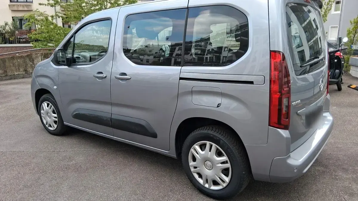 Gebraucht Opel Combo Life Elegance 102 PS (75 kW) 2022 Grau Kombi