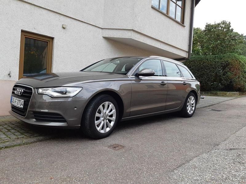 Grau Gebraucht 2012 Audi A6 Sport Kombi | 9.500 € (Guter Preis) - Bild 1/1