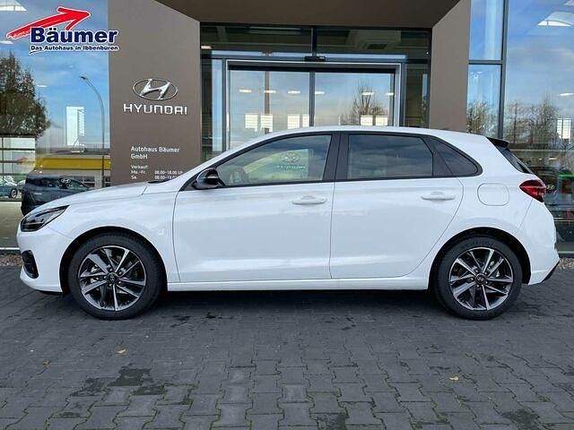 Gebraucht Hyundai i30 Advantage 101 PS (74 kW) 2022 Andere farbe Kleinwagen