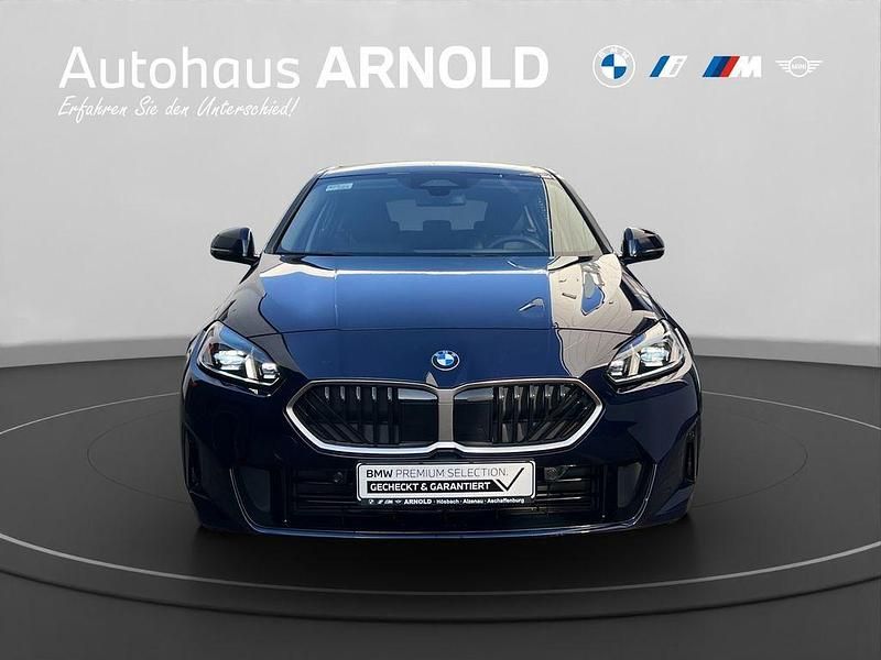 Gebraucht BMW 120 156 PS (114 kW) 2025 Bmw individual tansanitblau Kleinwagen