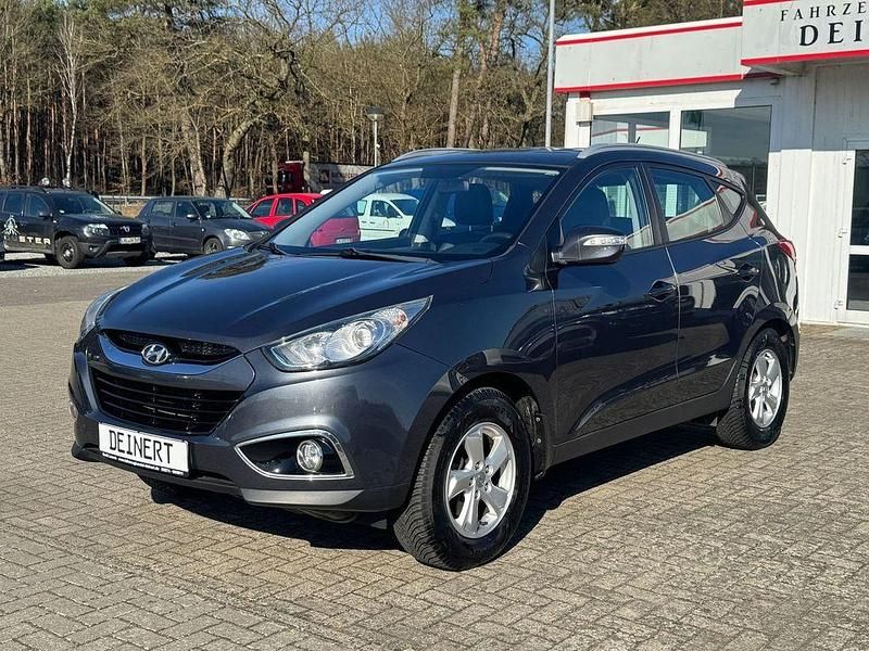 Gebraucht Hyundai ix35 Style 163 PS (119 kW) 2011 Grau SUV