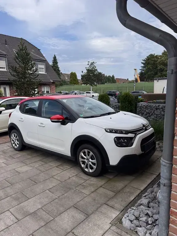 Gebraucht Citroën C3 Feel 83 PS (61 kW) 2020 Weiß Kleinwagen