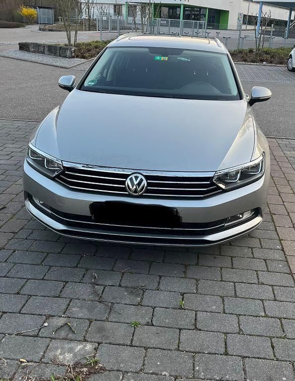 Gebraucht VW Passat 150 PS (110 kW) 2015 Grau Kombi