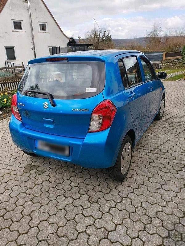 Gebraucht Suzuki Celerio 68 PS (50 kW) 2017 Blau Kleinwagen