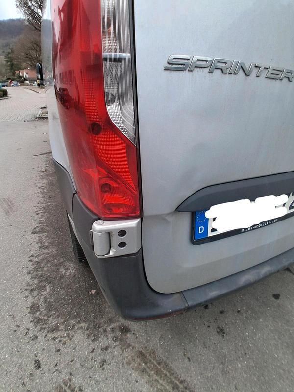 Gebraucht Mercedes Sprinter 143 PS (105 kW) 2021 Silber Van