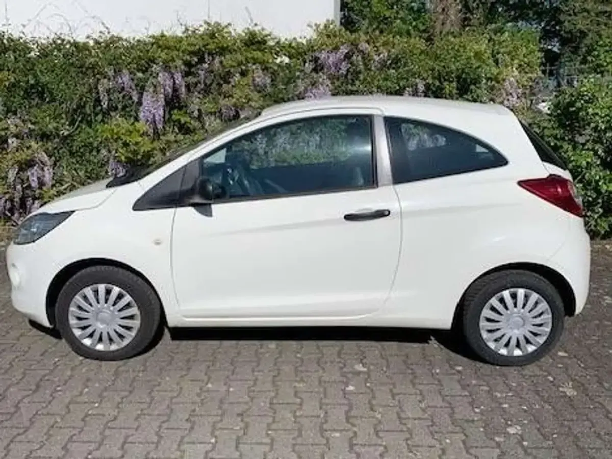 Occasion Ford Ka Titanium 69 ch (50 kW) 2016 Blanc Berline