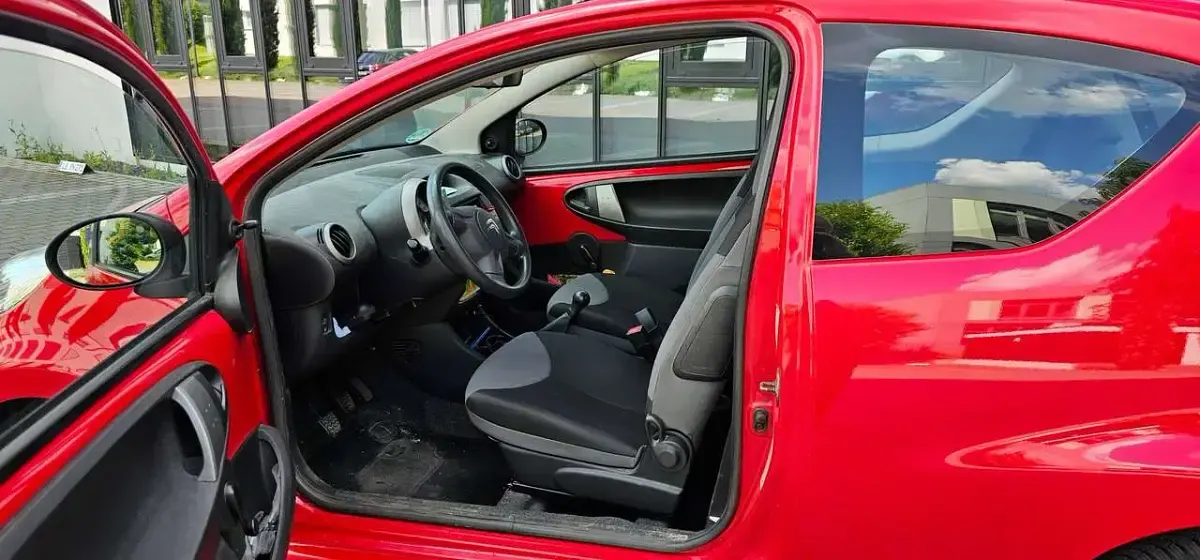 Gebraucht Citroën C1 Style 68 PS (50 kW) 2012 Rot Kleinwagen