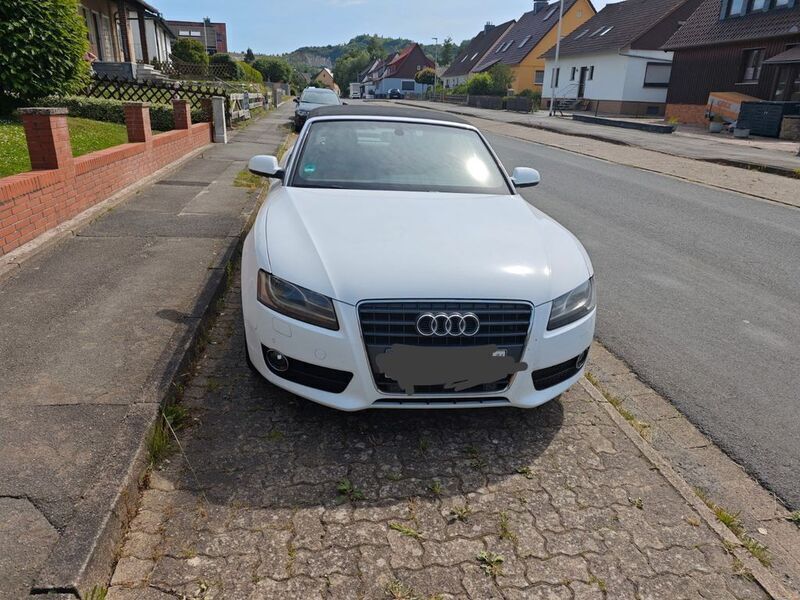 Weiß Gebraucht 2011 Audi A5 Cabriolet Exclusive Cabrio | 12.500 € (Etwas zu teuer) - Bild 1/4