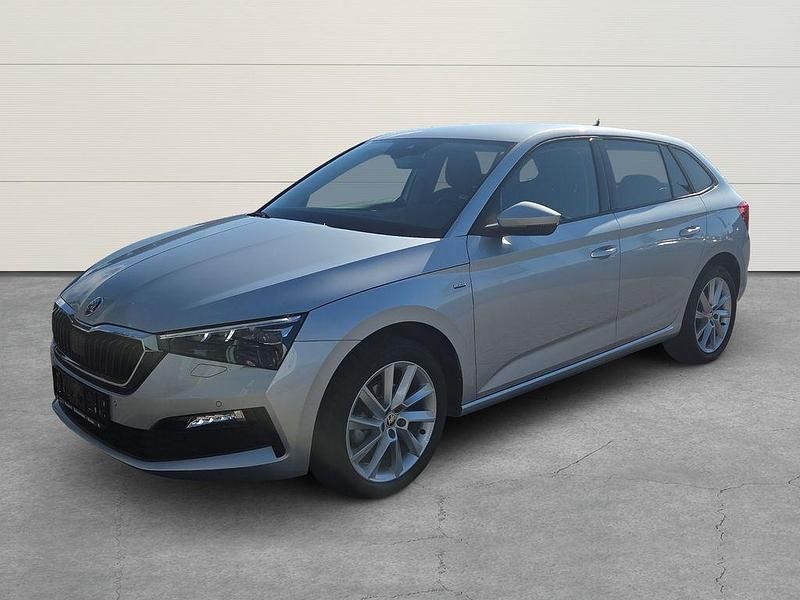 Gebraucht Skoda Scala Clever 110 PS (80 kW) 2022 Silber Kleinwagen