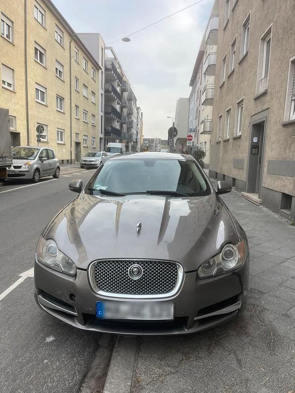 Gebraucht Jaguar XF 275 PS (202 kW) 2009 Gold Limousine