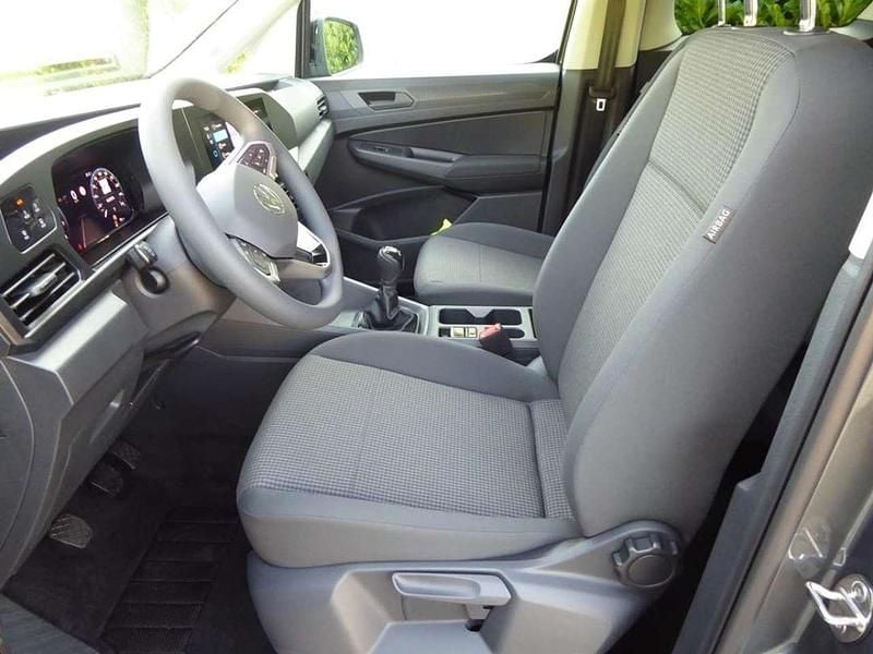 Gebraucht VW Caddy Basis 116 PS (85 kW) 2025 Indiumgrau metallic Van / Kleinbus